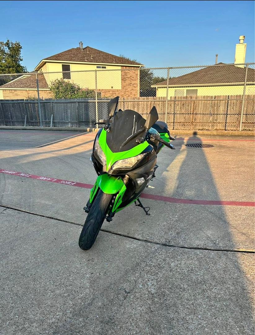 2013 Kawasaki Ninja 300 - Image 3